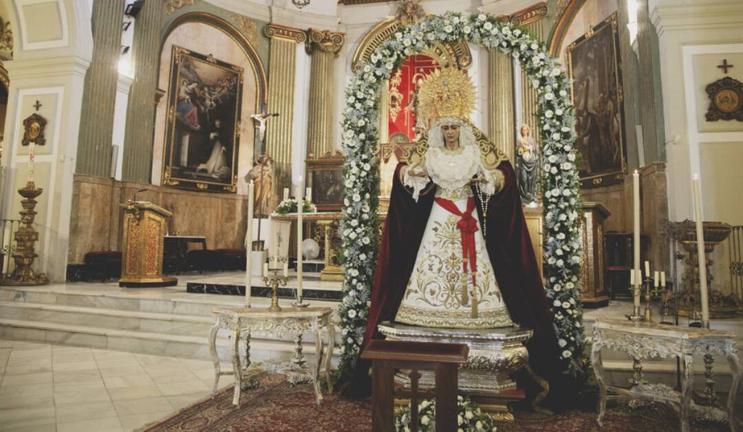 Galería y vídeo de la devota veneración a la Virgen de Fe y Caridad por su XXX Aniversario